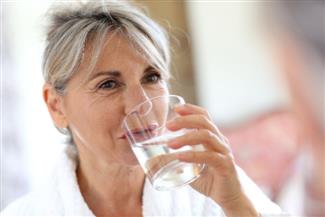 טרנד דיאטת מים – האם היא עובדת?