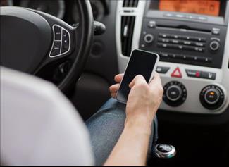 תאונות דרכים וטלפונים ניידים - מה הקשר ביניהם?